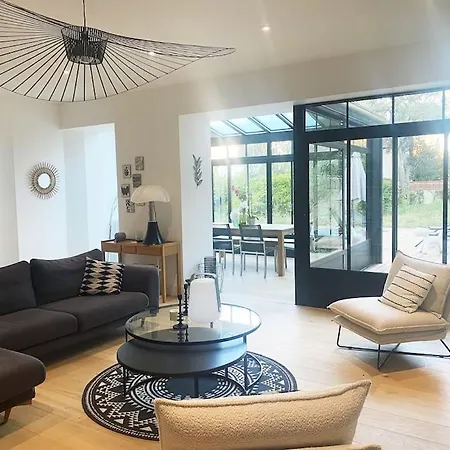 Superbe Maison De Charme Avec Piscine *