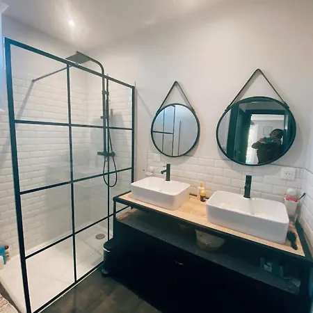 Superbe Maison De Charme Avec Piscine *
